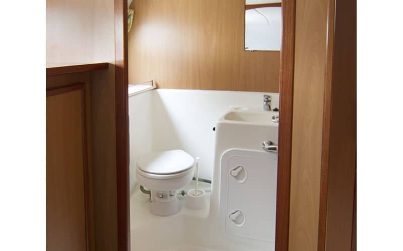 Photo:  Tarpon 42 Trio Prestige