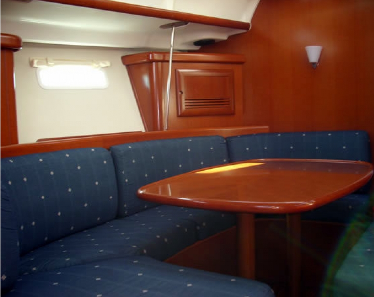 Foto:  Oceanis 393 Clipper