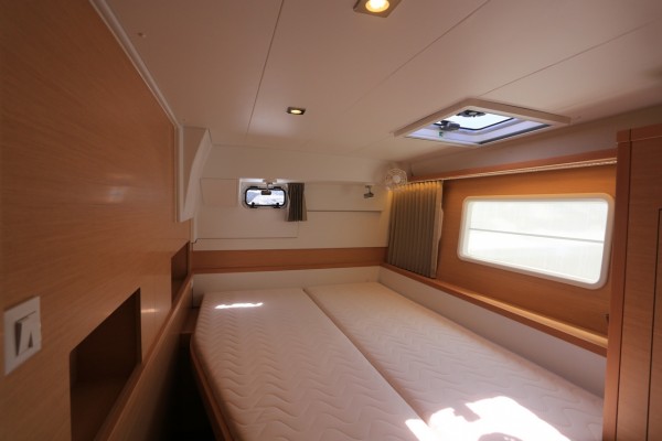 Photo:  Lagoon 400 S2