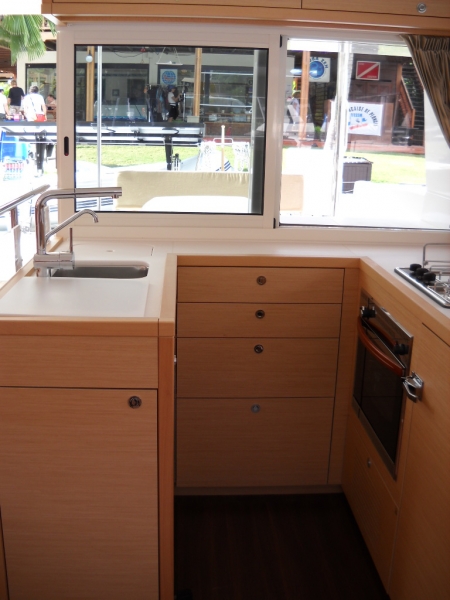 Photo:  Lagoon 450
