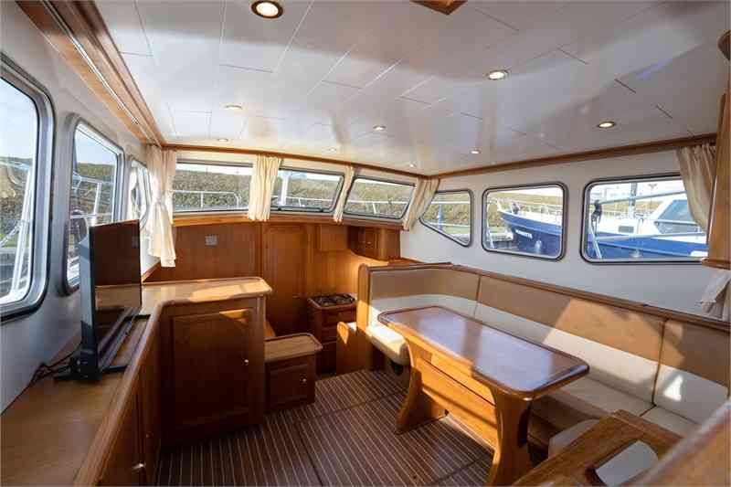 Photo:  Advantage 38