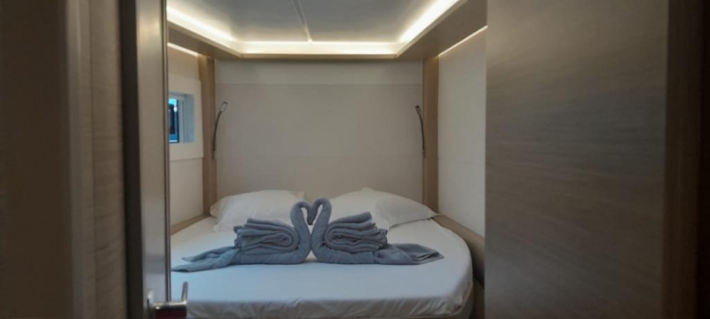 Photo:  Lagoon 46 (Gen. & A/C)