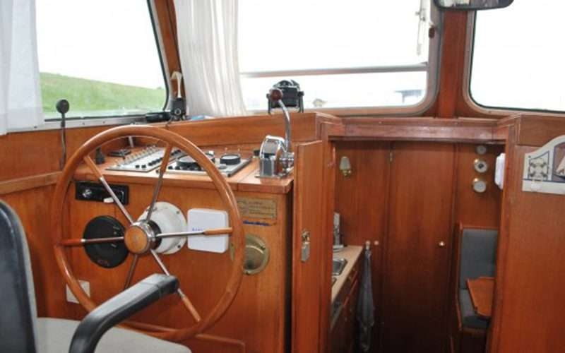 Photo:  Vedette Altena 9.50