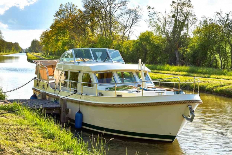 Produktbild Cruiser Premium Steel 4/6 Pers. (Linssen Grand Sturdy 34.9)