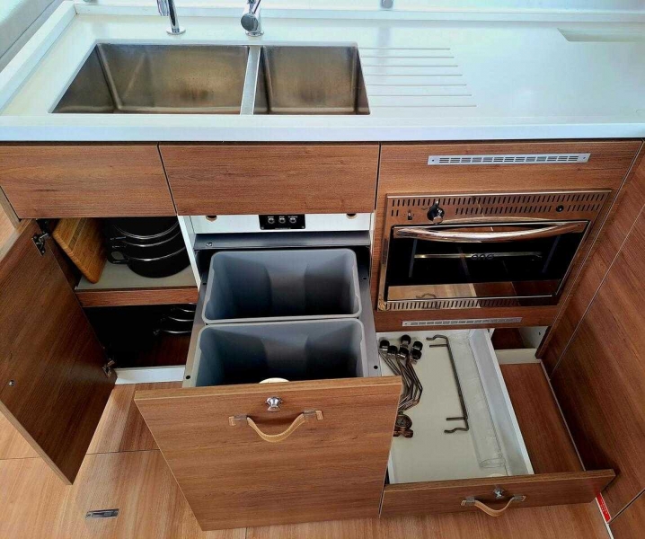 Foto:  Bali 4.6 Gen, A/C, Waterm.