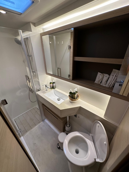 Foto:  Lagoon 51 Gen, A/C