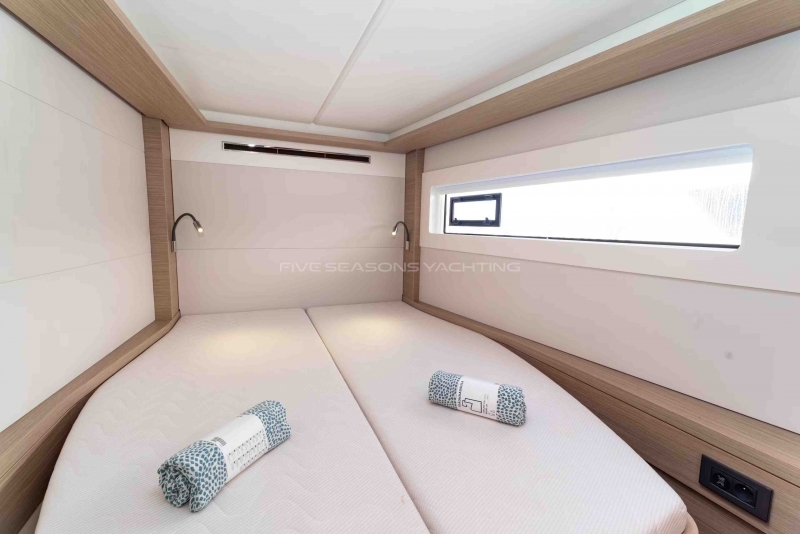 Photo:  Lagoon 46 Gen, A/C, Waterm.