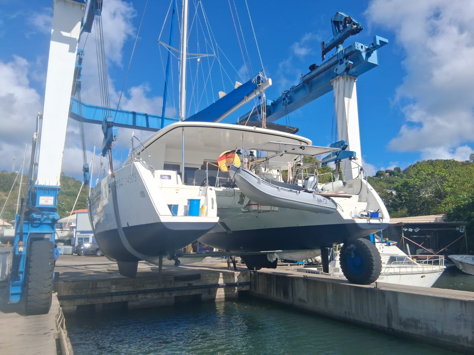 Lagoon 450 S "Belle" @ St. Martin