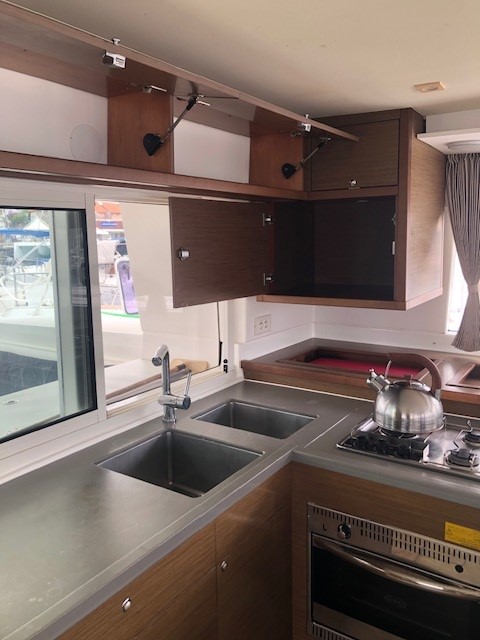 Lagoon 450 S "Toja" @ St. Martin