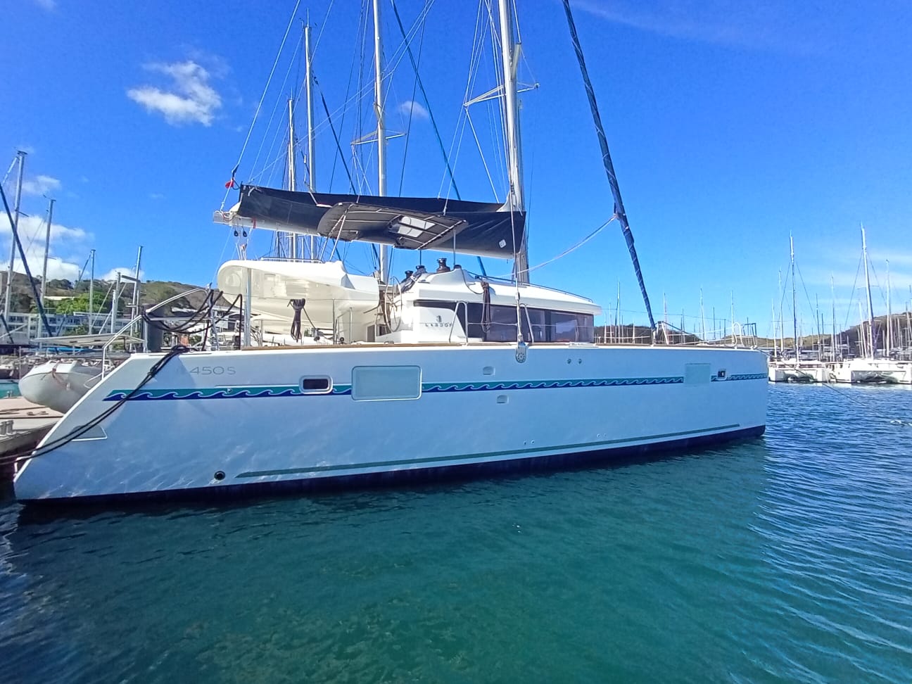 Lagoon 450 S "Toja" @ St. Martin