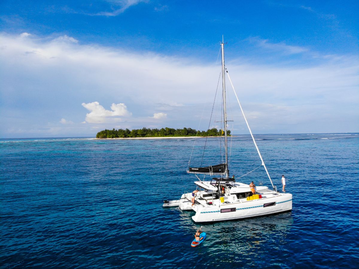 Segeln in den Outer Islands der Seychellen
